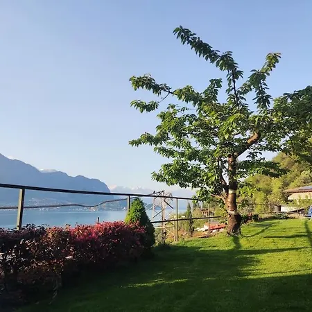 Feriehus Mella House Garden Relax