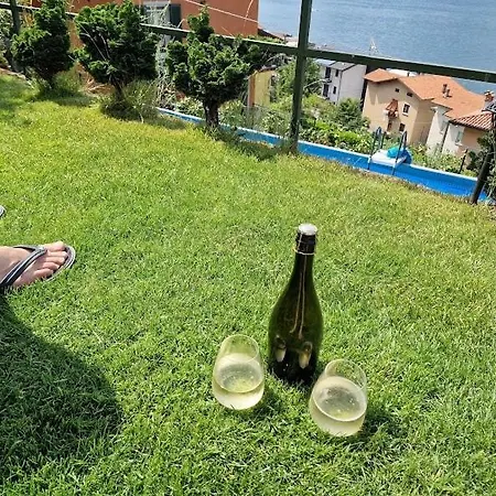 Mella House Garden Relax Ferienhaus